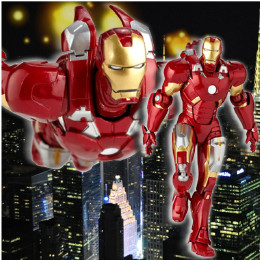 [FIG]特撮リボルテック042 アイアンマンマーク7 フィギュア 海洋堂