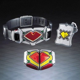 [TOY]DX変身ベルト カリスラウザー「仮面ライダー剣(ブレイド)」 フィギュア バンダイ