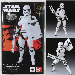 [FIG]S.H.Figuarts ファースト・オーダー ストームトルーパー(シールド&バトンセット) 「スター・ウォーズ/フォースの覚醒」 魂ウェブ商店限定 フィギュア バンダイ