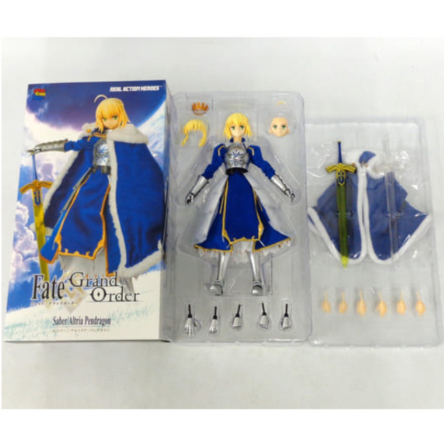 [FIG]リアルアクションヒーローズ No.758 RAH セイバー/アルトリア・ペンドラゴン Fate/Grand Order 完成品 可動フィギュア ワンフェス2016夏&ネット販売限定 メディコム・トイ