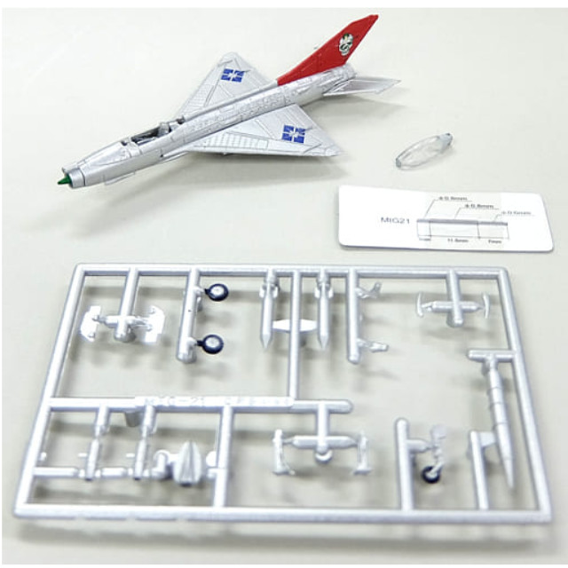 [PTM]1/144 MiG-21 フィッシュベッド ノーマルカラー(機首グリーン×垂直尾翼レッド)/ゲイリー・マックバーン機 「エリア88 コレクション vol.2」 RIZCO プラモデル