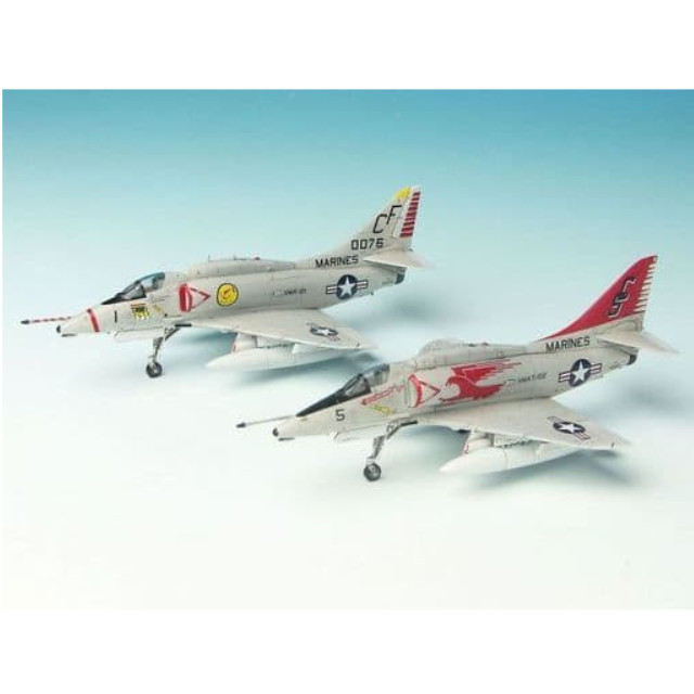 [PTM]1/144 A-4E スカイホーク VMAT-102 スカイホークス 2機セット [PDR-17] プラッツ プラモデル