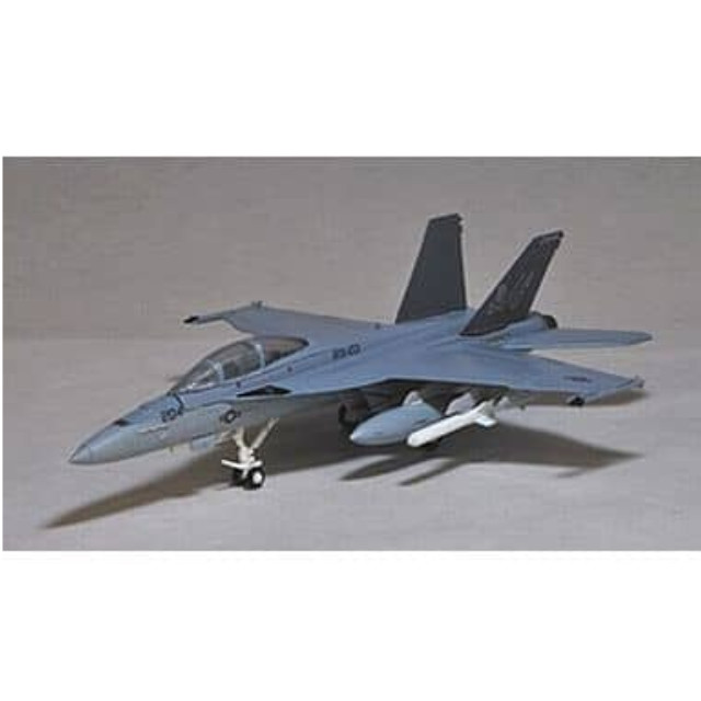 [PTM]1/144 F/A-18F SUPER HORNET VFA-103 JOLLY ROGERS (Low Visibility) 「Jウイング監修 米海軍・海兵隊の名機たち ミリタリーエアクラフトシリーズ Vol.4」 カフェレオ プラモデル