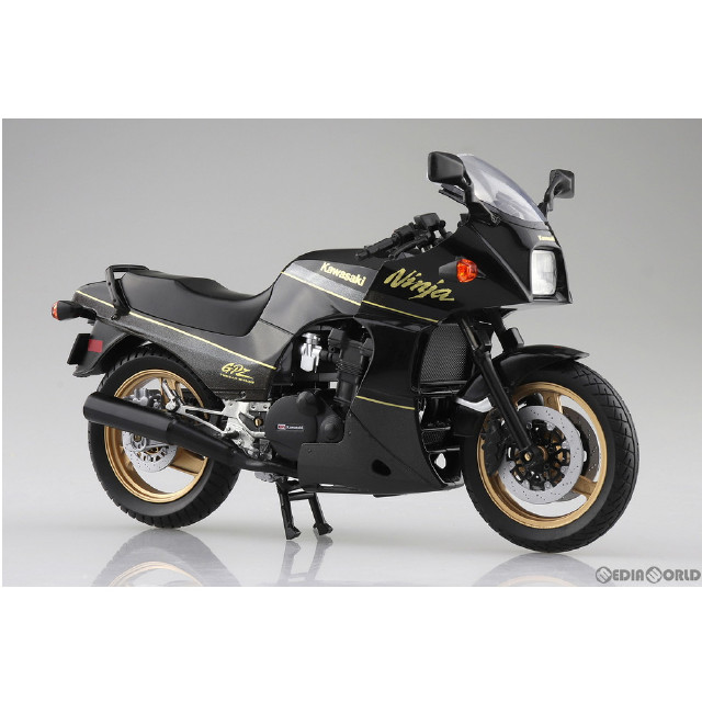 [MDL]1/12 完成品バイク KAWASAKI GPZ900R 黒/金 ミニカー スカイネット(アオシマ)