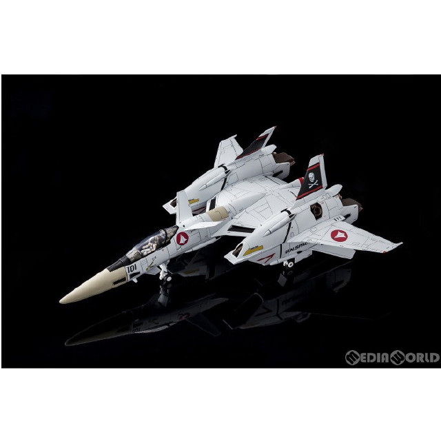 [TOY]1/60 完全変形 VF-4A ライトニングIII 一条輝 搭乗機 Premium Finish 超時空要塞マクロス Flash Back 2012 完成トイ アルカディア