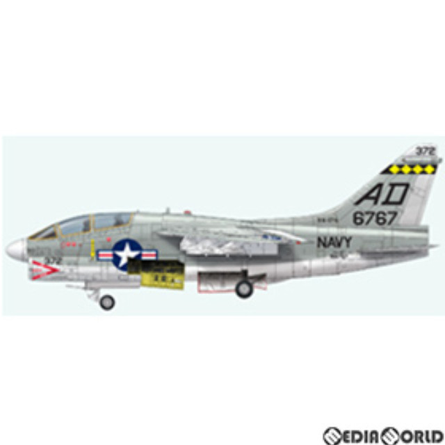 [PTM]1/72 TA-7C コルセアII(複座型) プラモデル 童友社