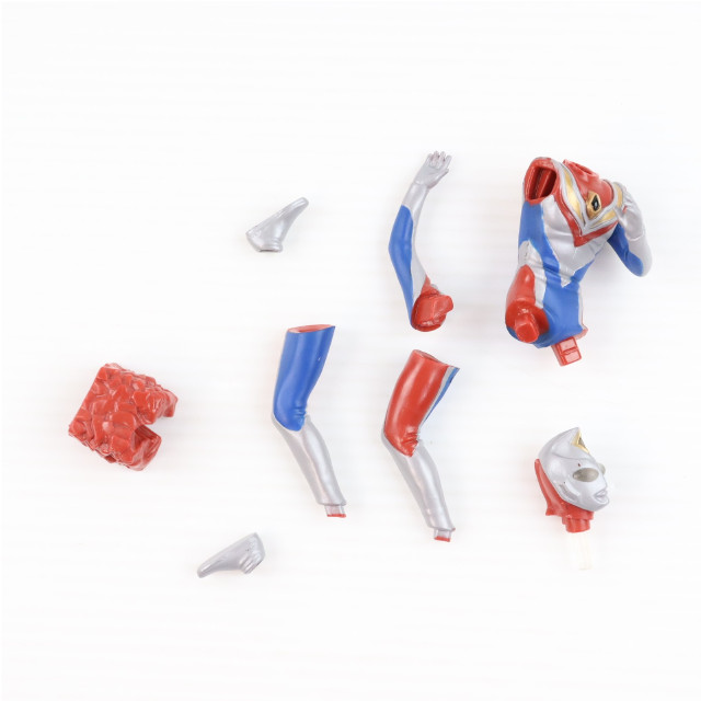 [FIG] (単品) ウルトラマンダイナ アルティメットルミナス ウルトラマン02 フィギュア バンダイ