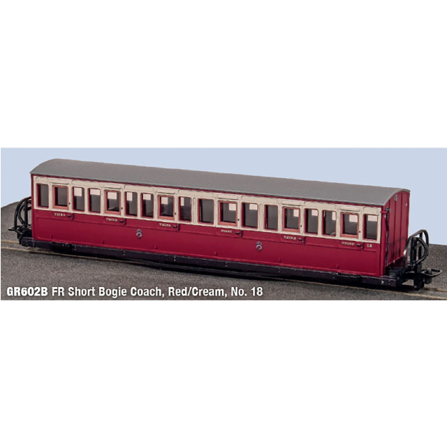 [RWM] PEGR-602B OO-9 FR ショート ボウサイダー コーチ レッド&クリーム No.18(動力無し) ナローゲージ 鉄道模型 PECO(ピィコ)