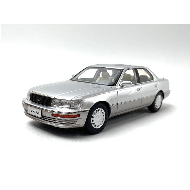 [MDL] 1/18 レクサス LS400 1993(シルバー) 完成品 ミニカー(8230811S) XiaoGuang MODEL