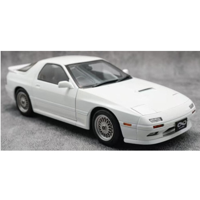 [MDL] 1/18 WHELART CLASSCIC マツダ サバンナ RX-7 インフィニ(FC3S) ホワイト 完成品 ミニカー(WA180402) SUN STAR(サンスター)