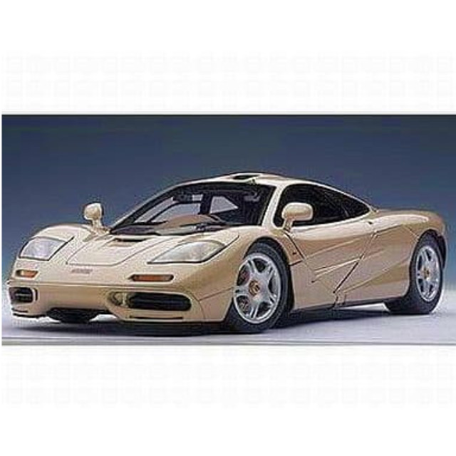 [MDL] Signature 1/18 McLAREN(マクラーレン) F1(PLATINUM SILVER) 完成品 ミニカー(76003) AUTOart(オートアート)