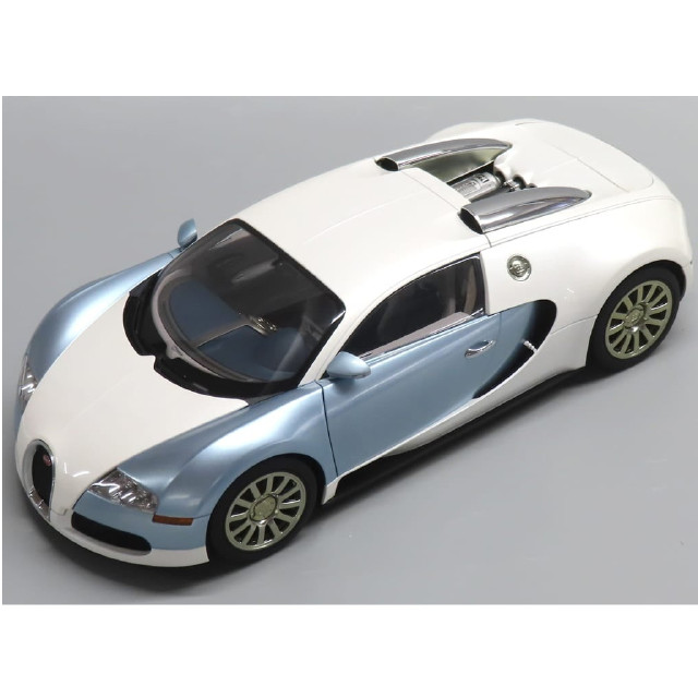 [MDL] 1/12 BUGATTI 16.4 VEYRON(パール×アイスブルー) 完成品 ミニカー(12533) AUTOart(オートアート)