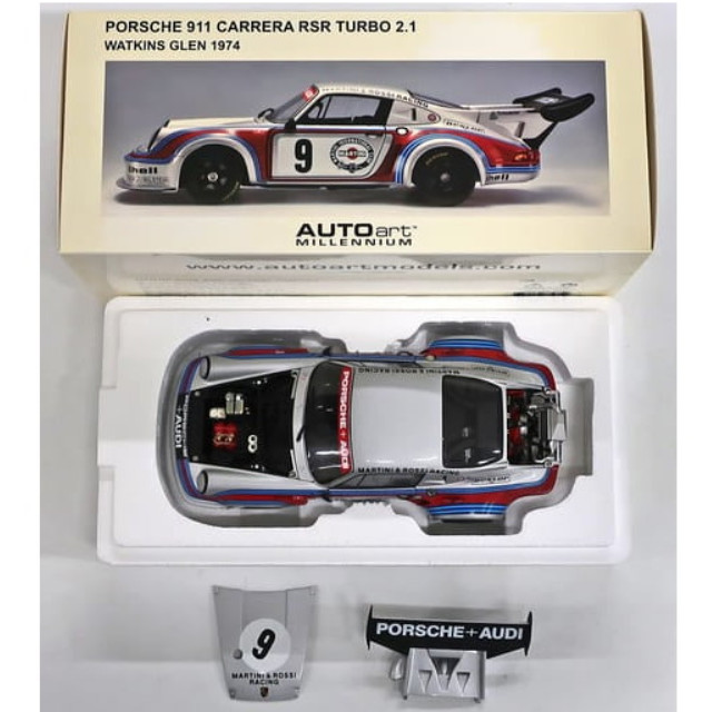 [MDL] MILLENNIUM 1/18 PORSCHE 911 CARRERA RSR TURBO 2.1 WATKINS GLEN 1974 MARTINI #9(ホワイト×レッド×ブルー) 完成品 ミニカー(87475) AUTOart(オートアート)