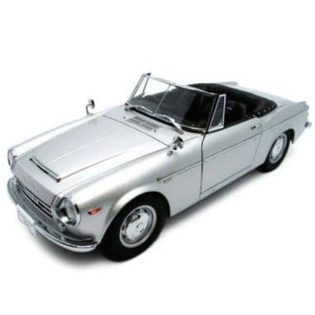 [MDL] MILLENNIUMシリーズ 1/18 ダットサン フェアレディ 2000(SR311)(シルバー) 完成品 ミニカー(77432) AutoArt(オートアート)