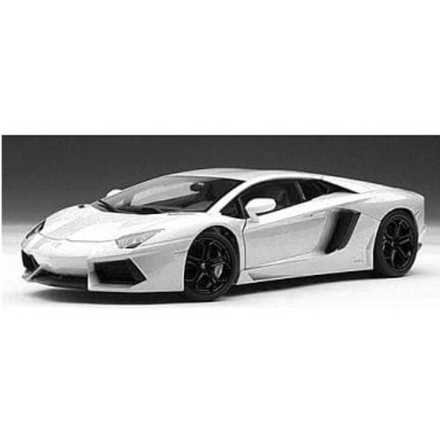 [MDL] 1/18 ランボルギーニ アヴェンタドール LP700-4 ホワイト(BIANCO ISIS) 「シグネチャーシリーズ」 完成品 ミニカー(74663) AutoArt(オートアート)