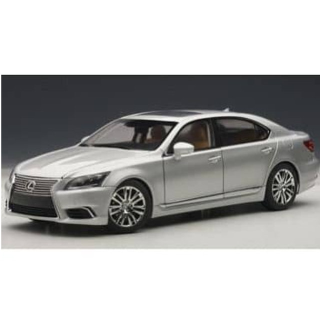 [MDL] 1/18 レクサス LS600hL(ソニックシルバー/タン) 「シグネチャーシリーズ」  完成品 ミニカー(78841) AutoArt(オートアート)