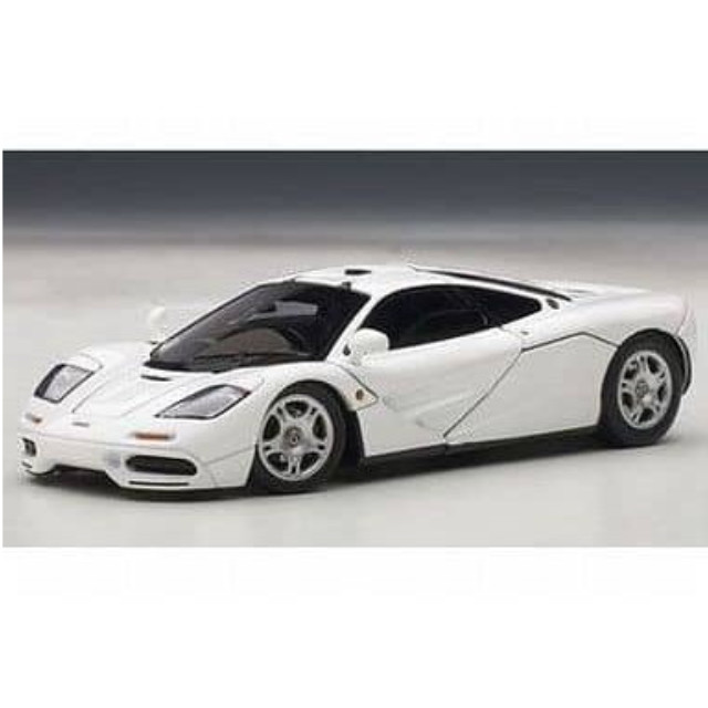 [MDL] 1/43 マクラーレン F1(ホワイト)  完成品 ミニカー(56003) AutoArt(オートアート)