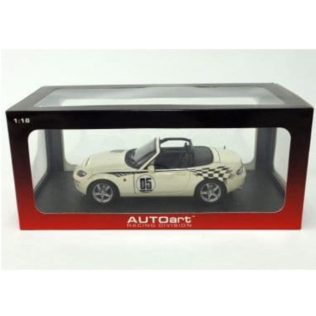 [MDL] 1/18 マツダ ロードスター NC NR-A #5(ホワイト×ブラック)  完成品 ミニカー(80644) AutoArt(オートアート)
