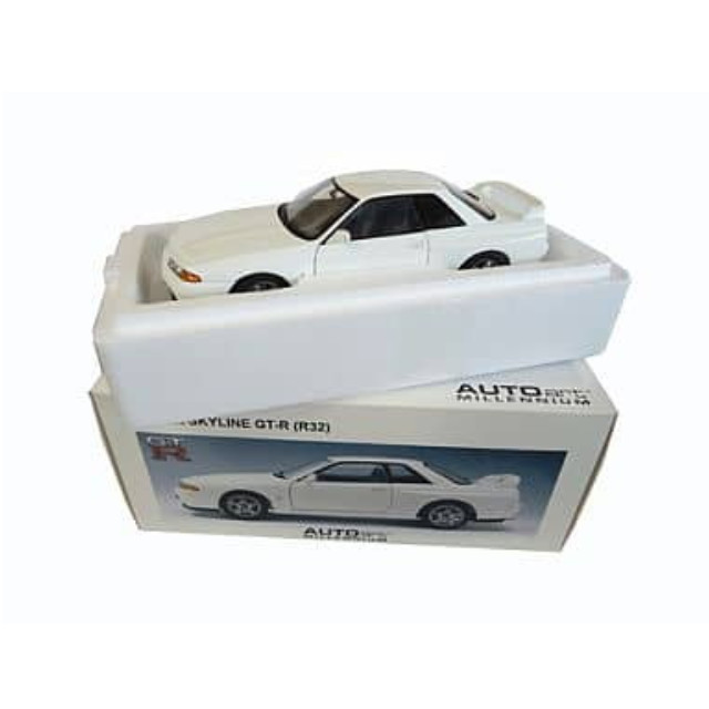 [MDL] 1/18 NISSAN SKYLINE GT-R R32(ホワイト) 「MILLENNIUM」  完成品 ミニカー(70342) AutoArt(オートアート)