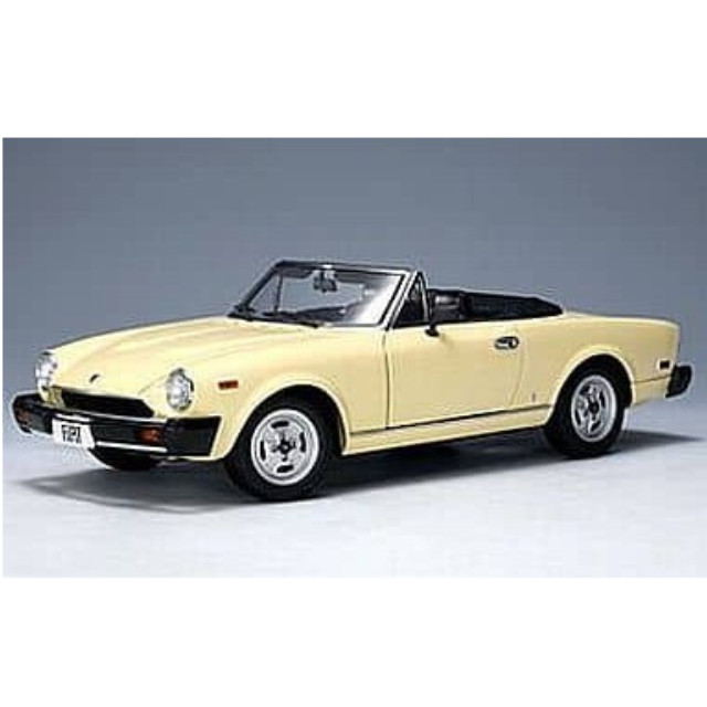 [MDL] 1/18 フィアット124 スパイダー クリーム  完成品 ミニカー(72613) AutoArt(オートアート)