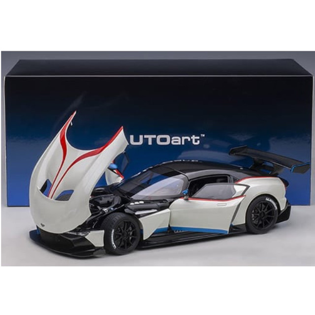 [MDL] 1/18 アストンマーチン ヴァルカン(メタリックホワイト×ブルー×レッドストライプ)  完成品 ミニカー(70261) AutoArt(オートアート)