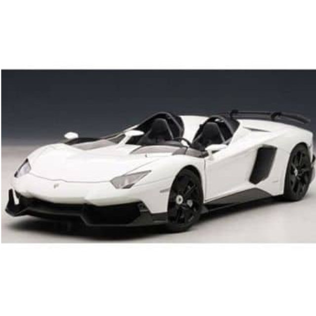 [MDL] 1/18 ランボルギーニ アヴェンタドール J(ホワイト) 「シグネチャーシリーズ」  完成品 ミニカー(74674) AutoArt(オートアート)