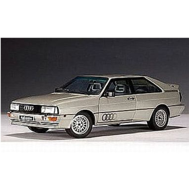 [MDL] 1/18 アウディ クワトロ LWB ’88 シルバー  完成品 ミニカー(70303) AutoArt(オートアート)