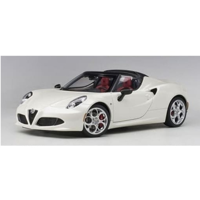 [MDL] 1/18 アルファロメオ 4C スパイダー(メタリック・ホワイト)  完成品 ミニカー(70141) AutoArt(オートアート)