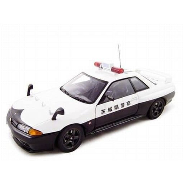 [MDL] 1/18 日産 スカイライン GT-R R32 ポリスカー 茨城県警察 #121(ホワイト×ブラック) 「POLICE DIVISION」 完成品 ミニカー(77363) AutoArt(オートアート)