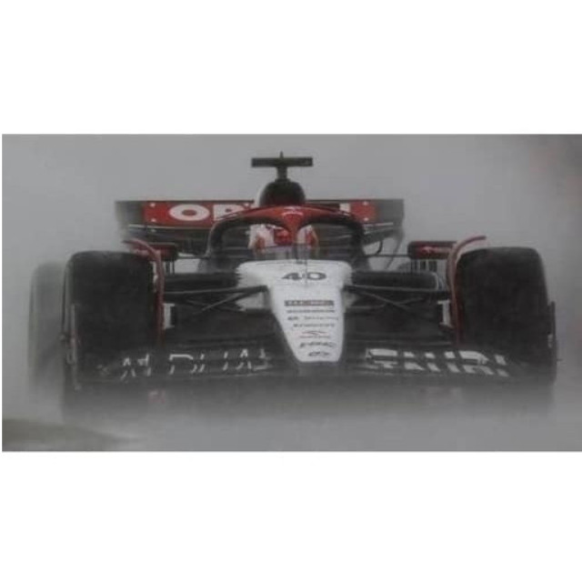 [MDL] 1/18 AlphaTauri AT04 #40 Scuderia AlphaTauri Singapore GP 2023 Liam Lawson 完成品 ミニカー(18S958) SPARK(スパーク)