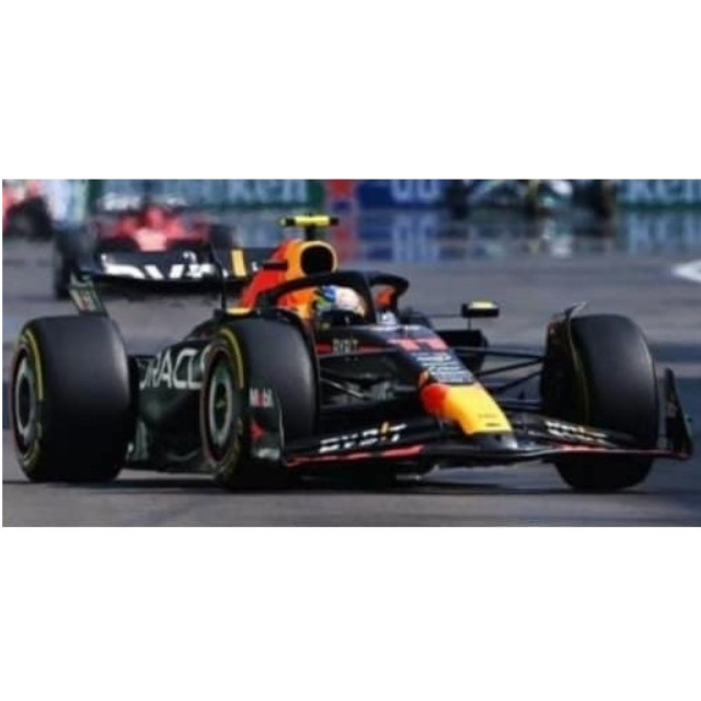[MDL] 1/18 Oracle Red Bull Racing RB19 Oracle Red Bull Racing Winner Azerbaijan GP 2023 Sergio Perez #11 完成品 ミニカー(18S897) SPARK(スパーク)