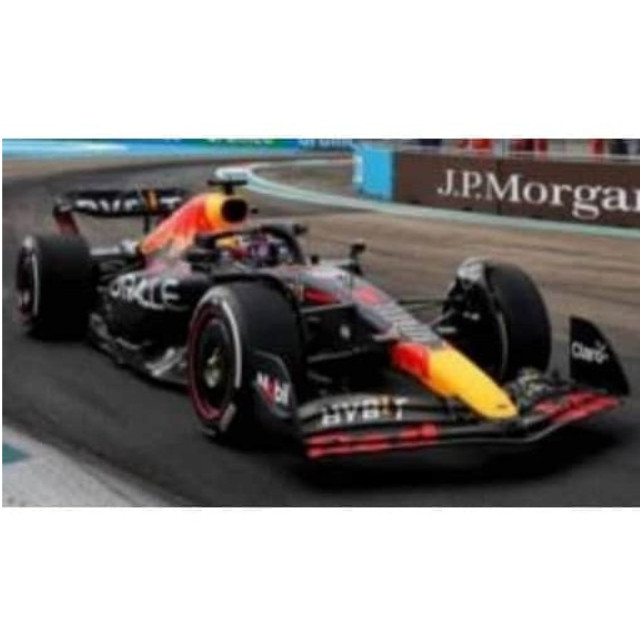 [MDL] 1/18 Oracle Red Bull Racing RB18 Oracle Red Bull Racing Winner Miami GP 2022 Max Verstappen #1 完成品 ミニカー(18S764) SPARK(スパーク)