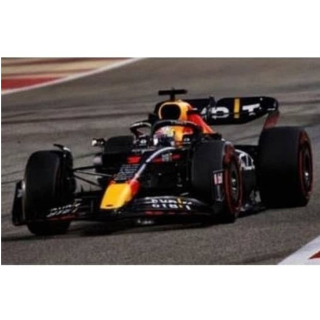 [MDL] 1/43 Oracle Red Bull Racing RB18 Winner Saudi Arabian GP 2022 w/Pit Board Max Verstappen #1 完成品 ミニカー(S8524) SPARK(スパーク)