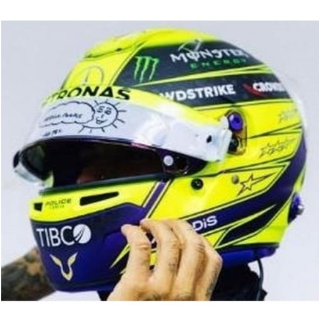 [MDL] 1/5 Mercedes - Lewis Hamilton - 2022 完成品 ミニカー(5HF071) SPARK(スパーク)