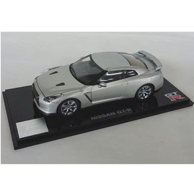 [MDL] 1/43 NISSAN GT-R R35(アルティメイトメタルシルバー)  完成品 ミニカー(K05501S) 京商
