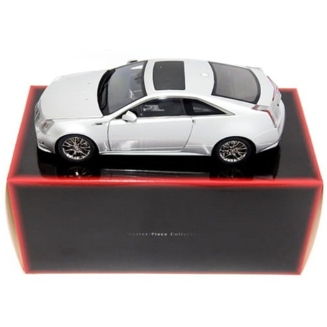[MDL] 1/18 Cadillac CTS Coupe(シルバー) 「MASTER PIECE COLLECTION」  完成品 ミニカー(G005S) 京商