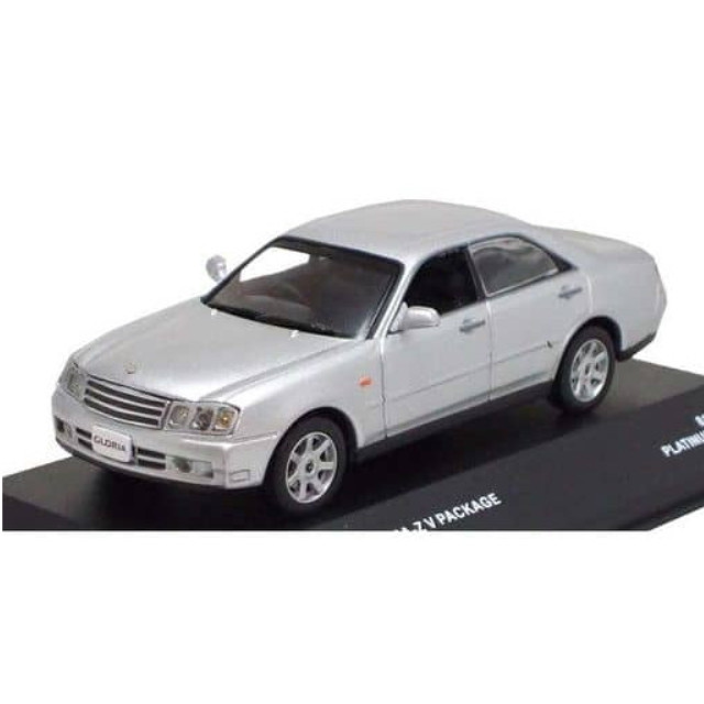 [MDL] 1/43 NISSAN グロリア 300 ULTIMA-Z Vパッケージ 2001(プラチナシルバー) 完成品 ミニカー(JC02007SL) 京商