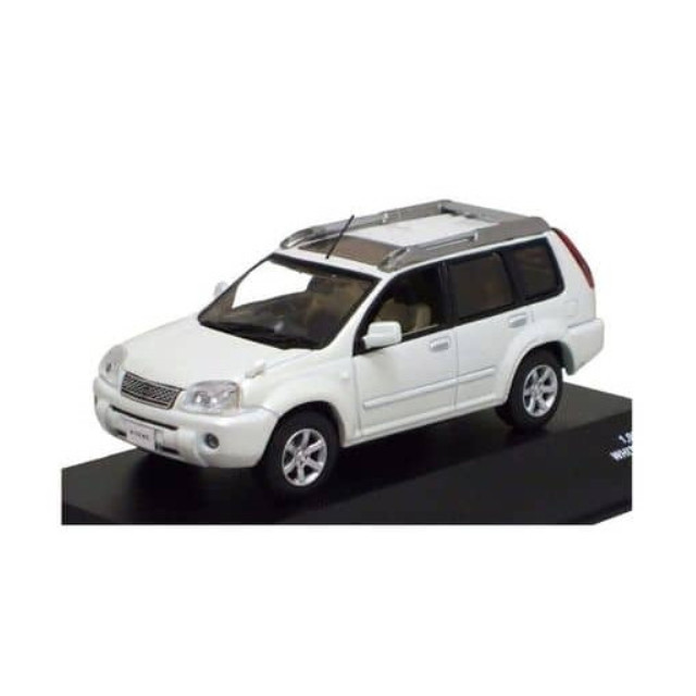 [MDL] 1/43 NISSAN X-TRAIL Xtt 2005(ホワイトパール)  完成品 ミニカー(JC19078WP) 京商