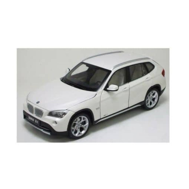 [MDL] 1/18 BMW X1 xDrive28i(ミネラルホワイト)  完成品 ミニカー(08791MW) 京商