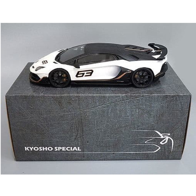 [MDL] 1/18 ランボルギーニ アヴェンタドール SVJ63(マットホワイト)  完成品 ミニカー(KSR18512W) 京商